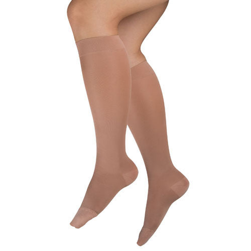 Ladies' Sheer Mild Support Md 15-20 mmHg Knee Highs Beige